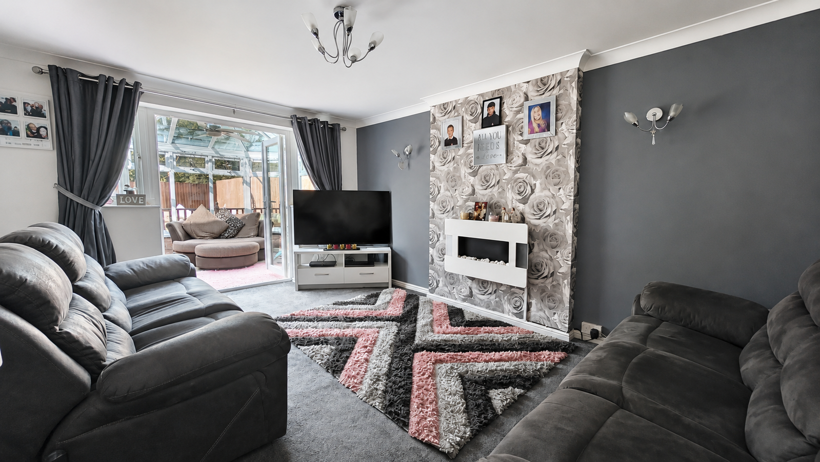 Detached House in Swansea