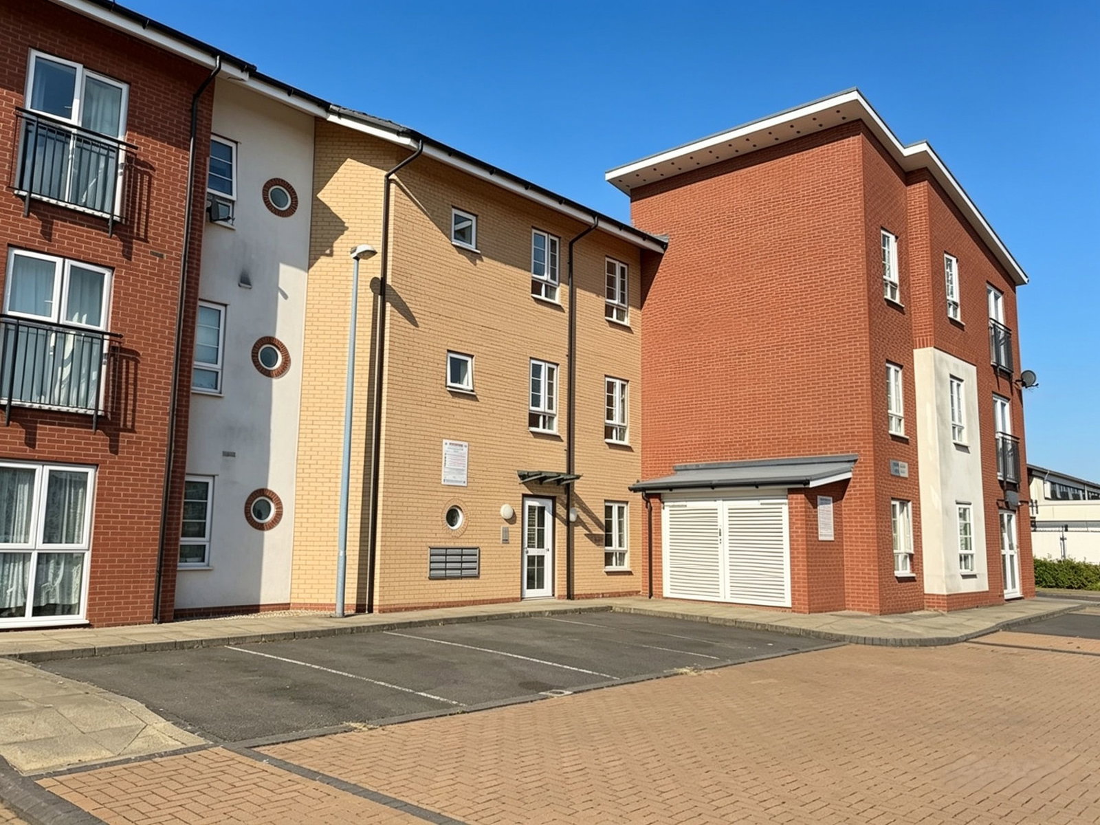 Flat in Tipton