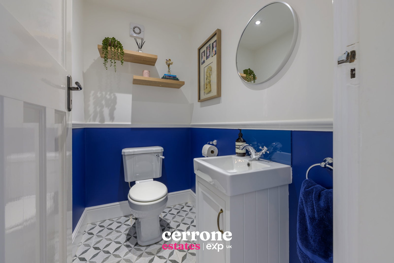 Semi Detached House in Redditch