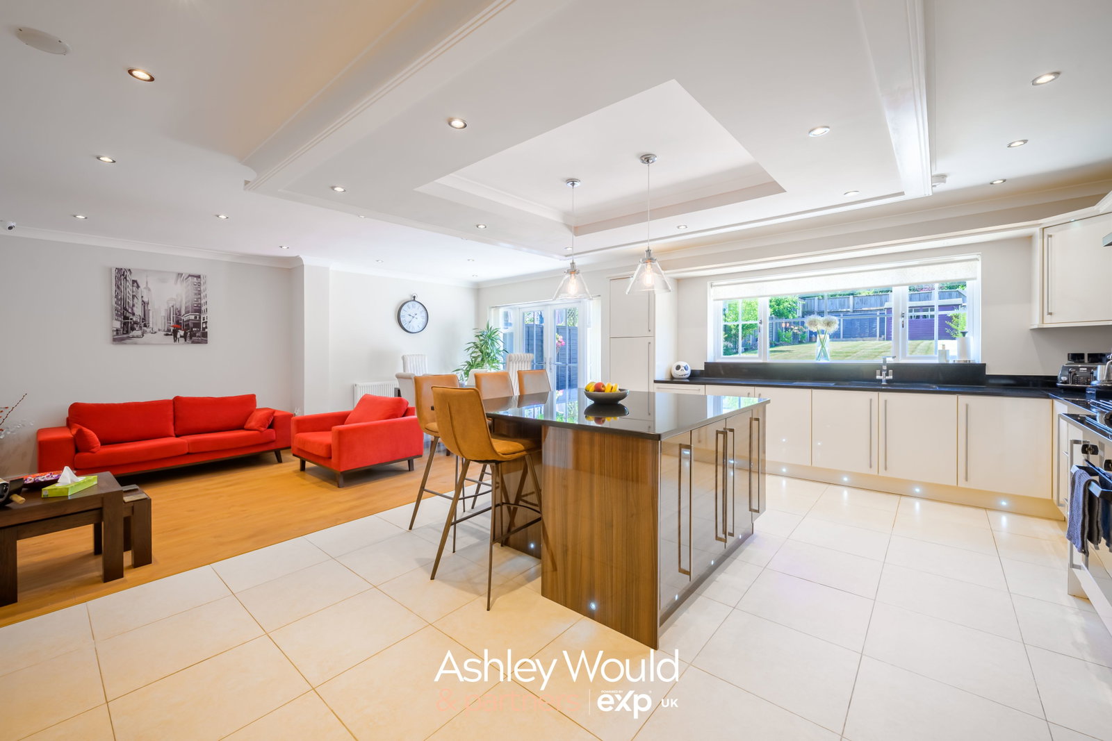 Semi Detached House for sale in Oldbury, Moat Road, Oldbury, B68 8EF