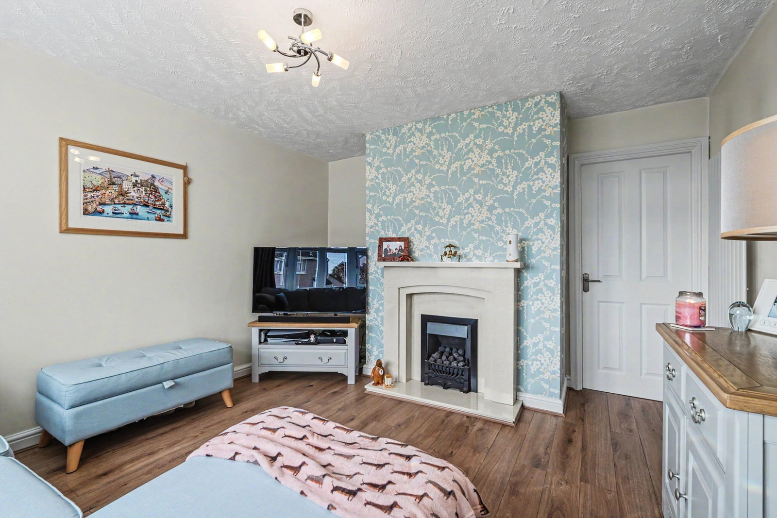 Terraced House for sale in Whitehaven, Greenlands Avenue, Whitehaven, CA28 6TY, 688 m²