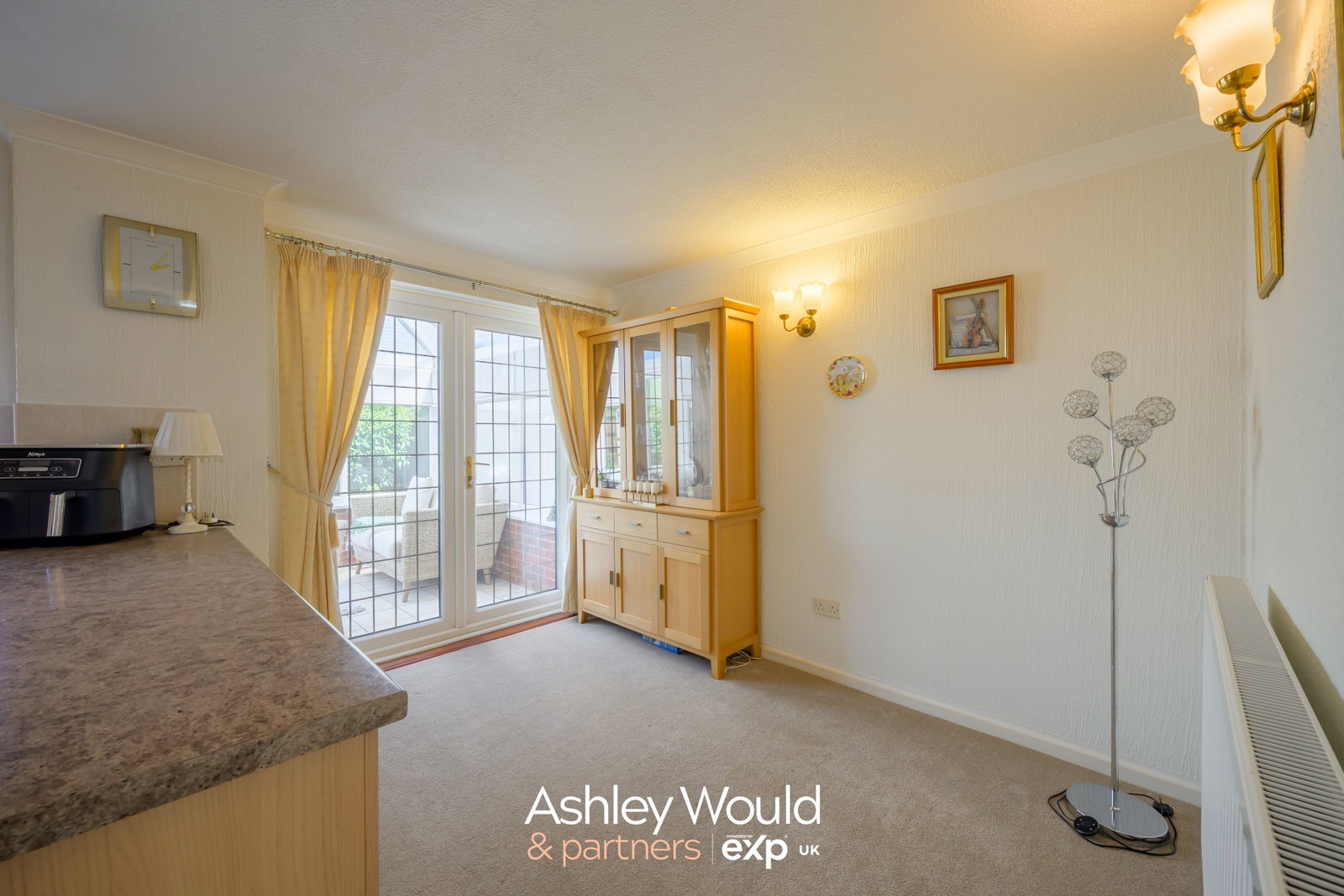 Semi Detached House for sale in Halesowen, Stanmore Grove, Halesowen, B62 0HG
