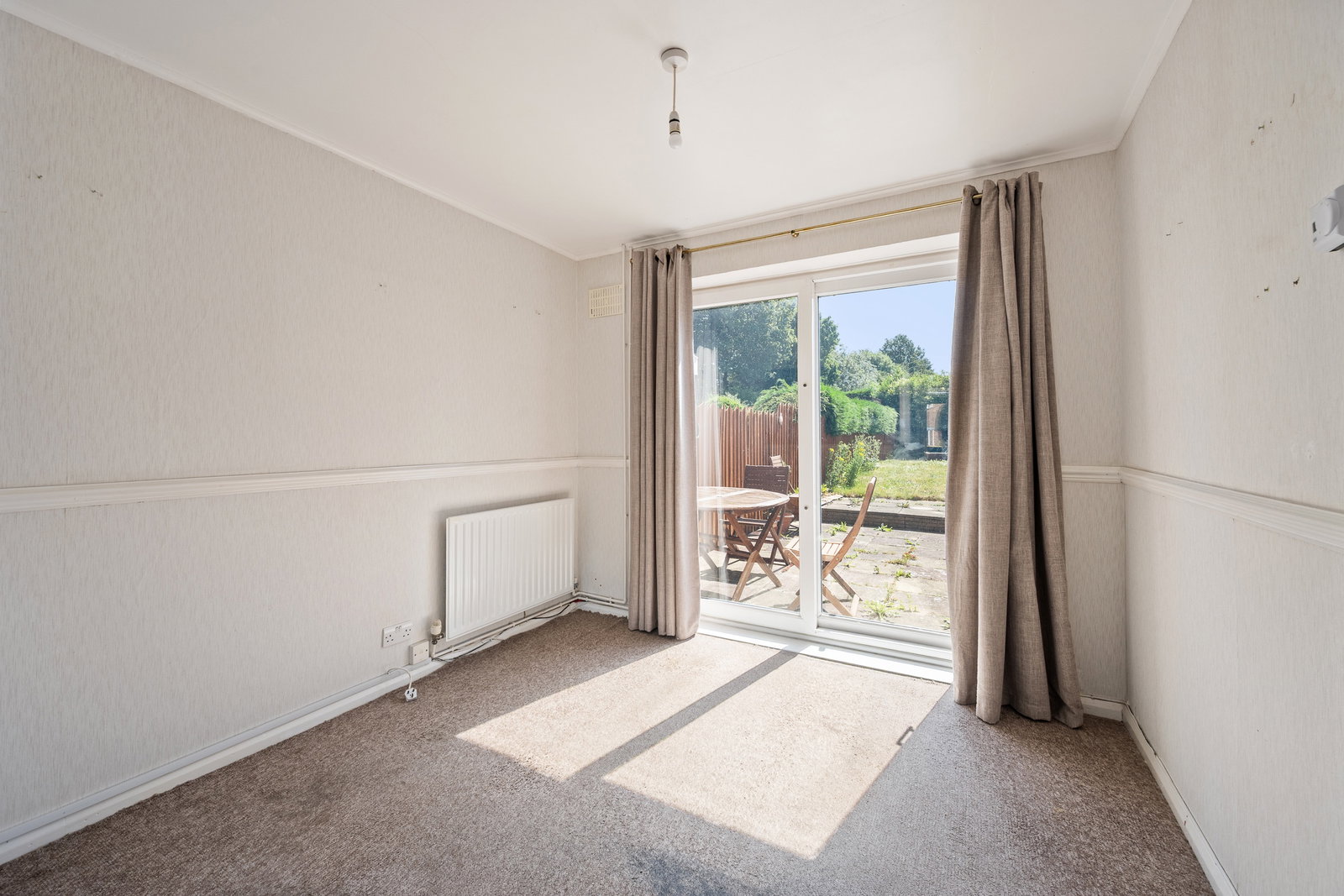 Semi Detached House in Grantham