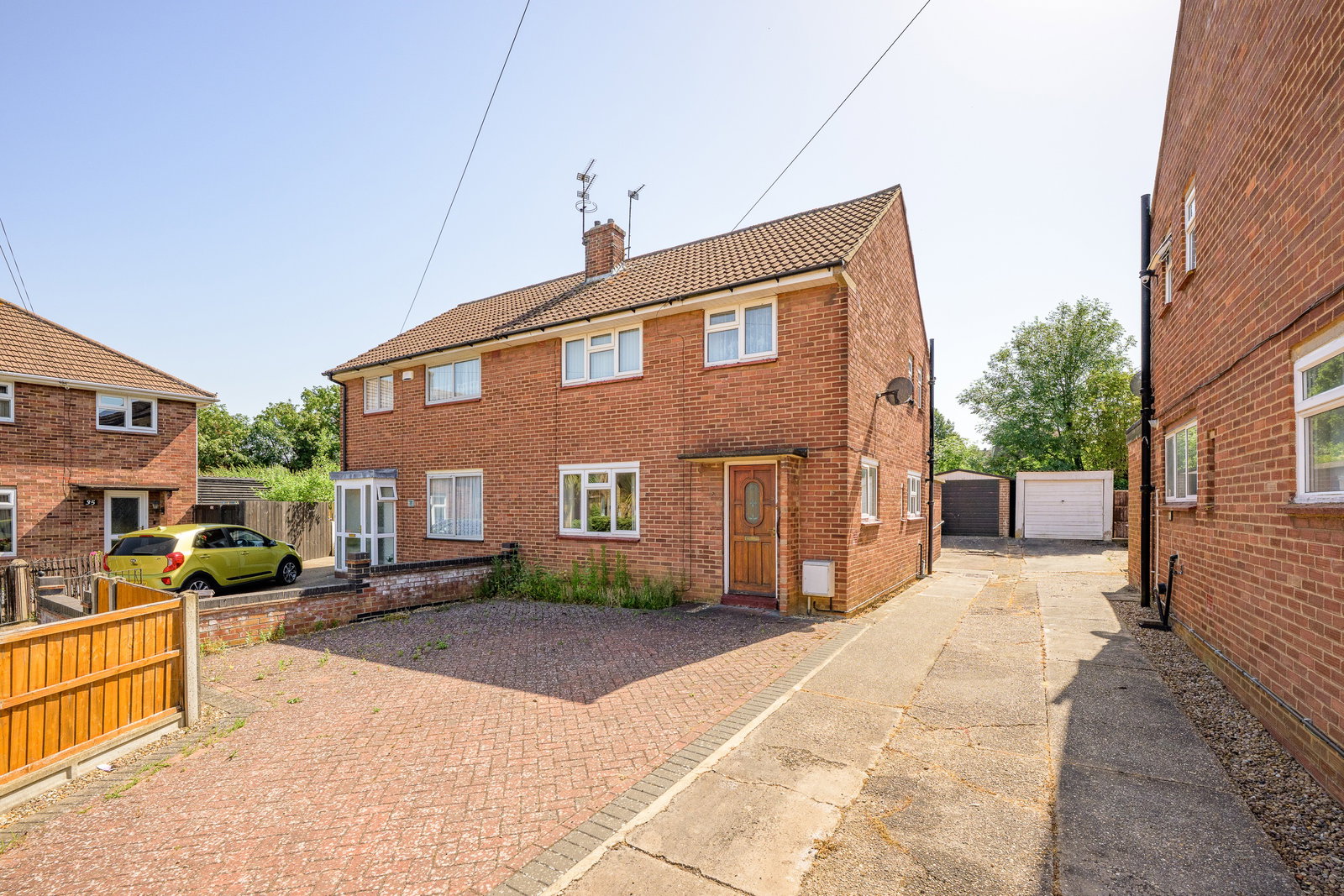 Semi Detached House in Grantham