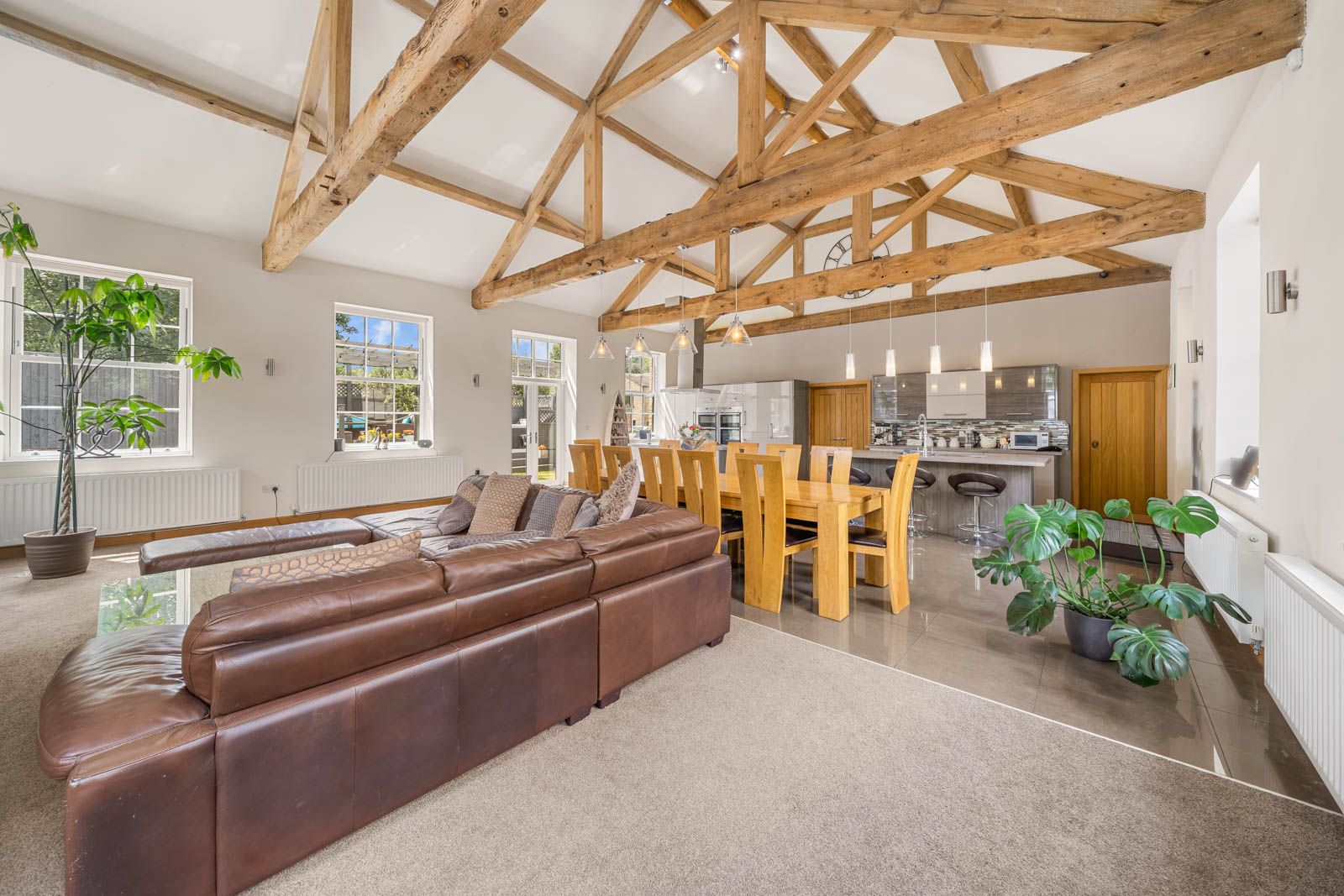 Detached House in Brighouse
