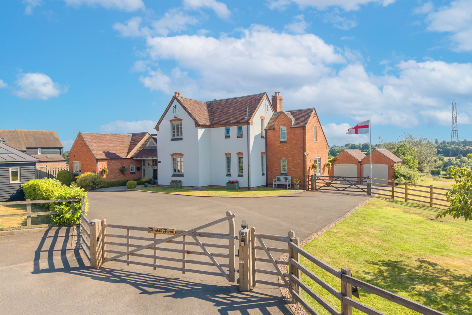Detached House in Coventry
