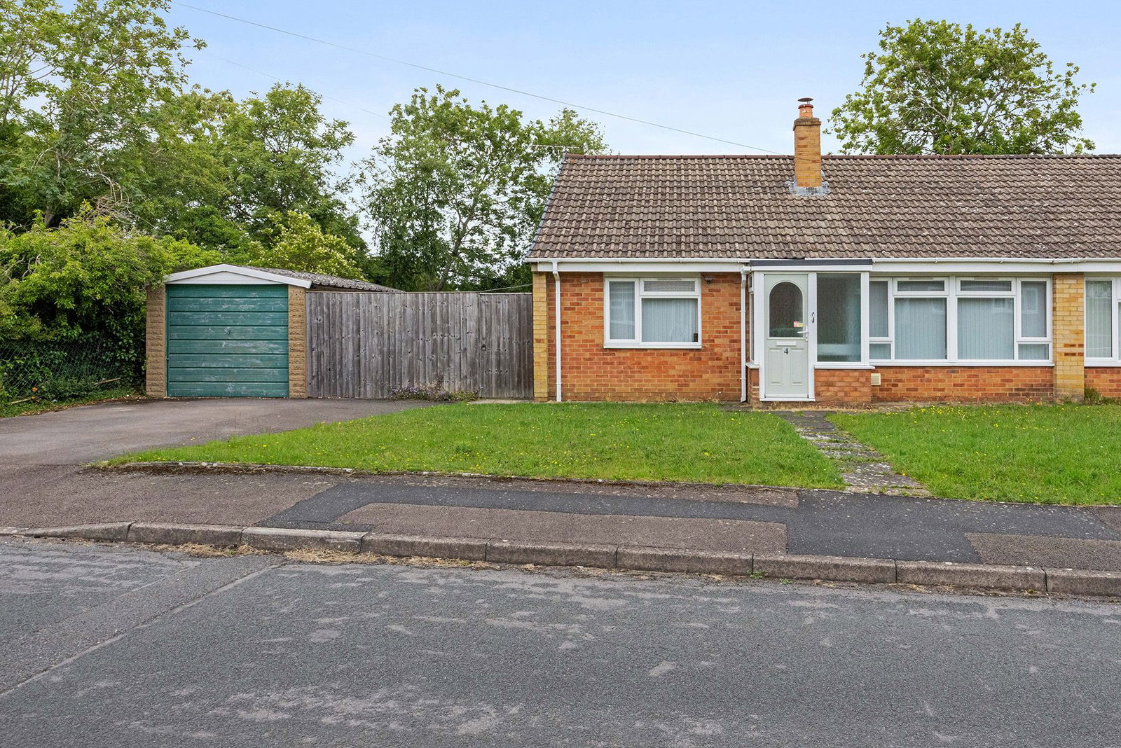 Semi Detached Bungalow in Cheltenham