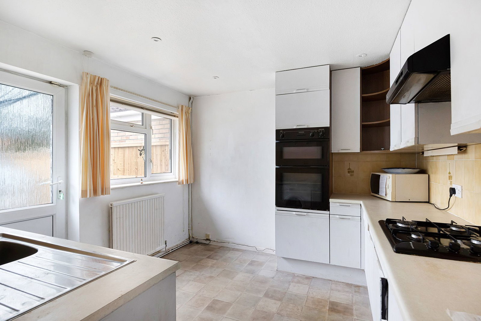 Semi Detached Bungalow in Cheltenham