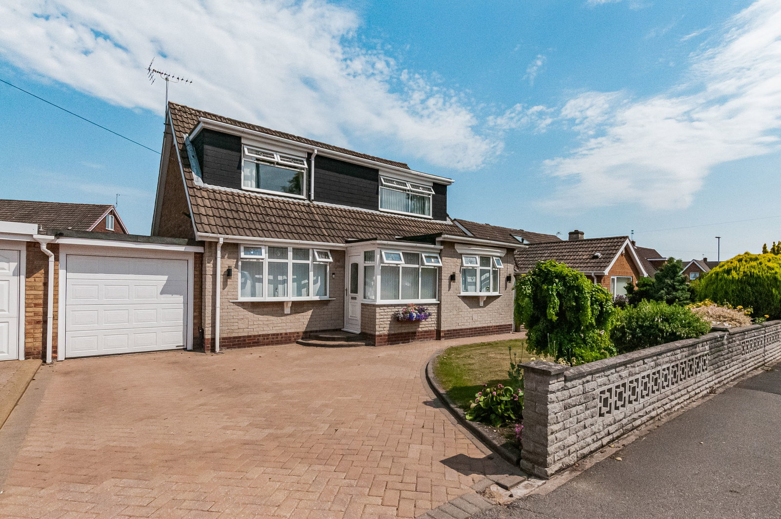 Link Detached House in Cottingham
