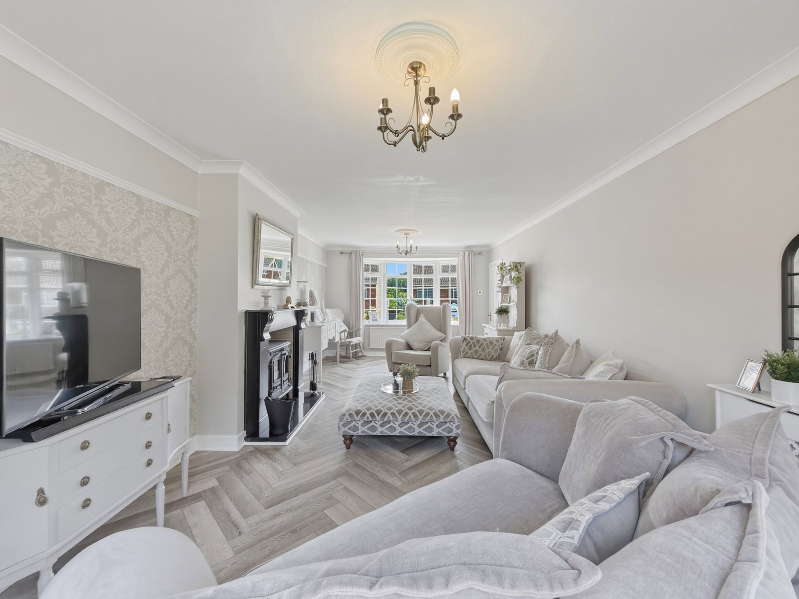 Detached House in Cardiff