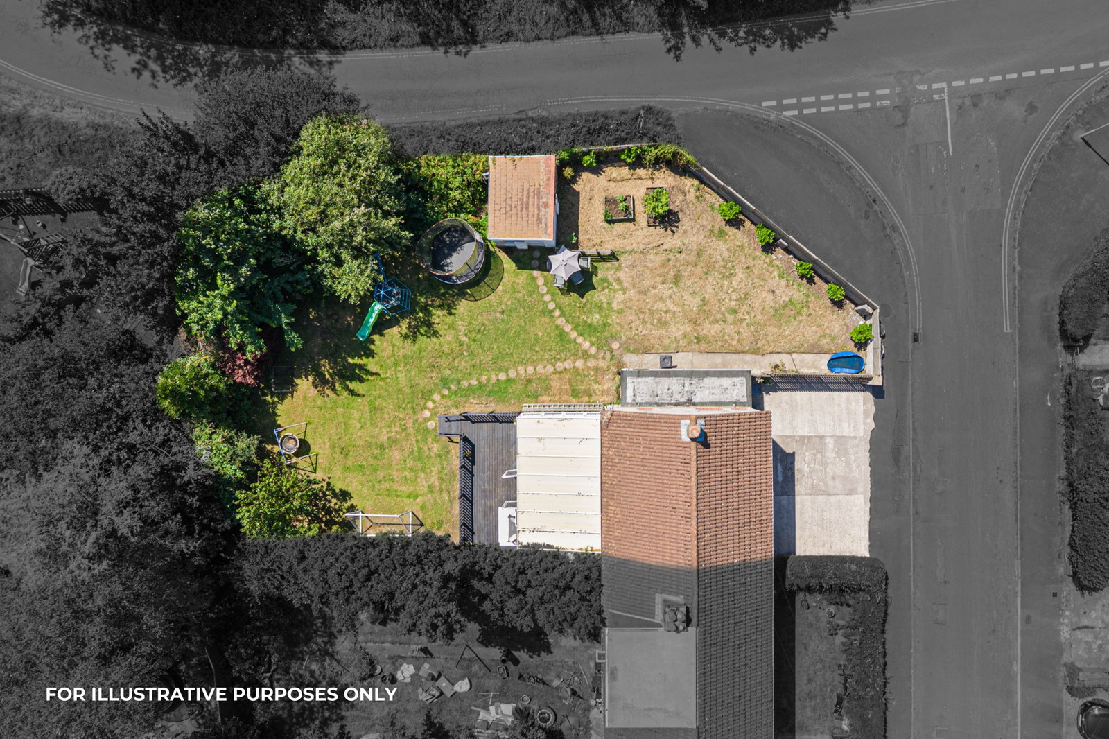 Semi Detached House in Swansea