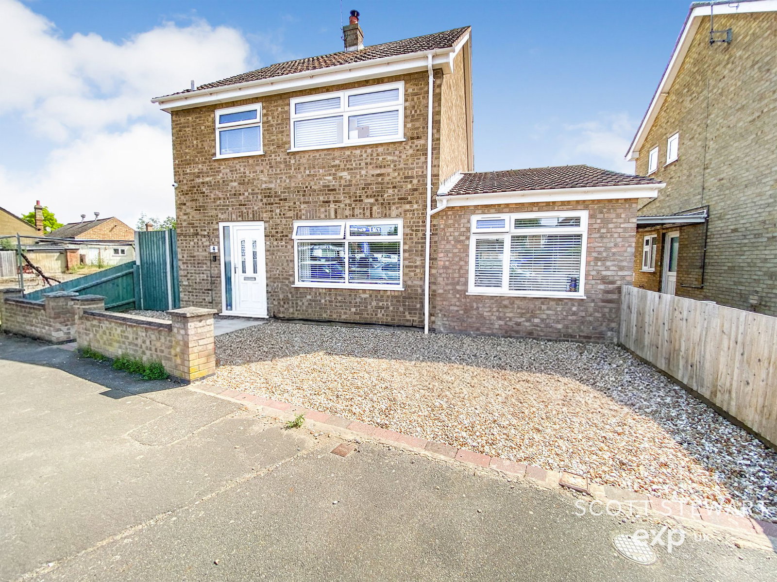 Detached House in Peterborough