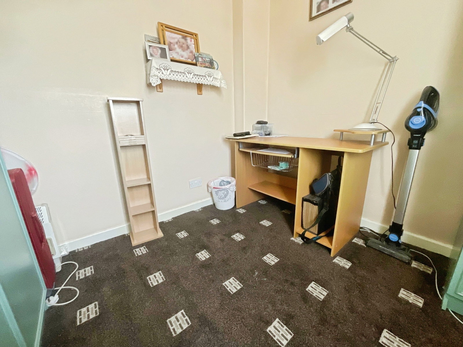 Semi Detached House in Brierley Hill