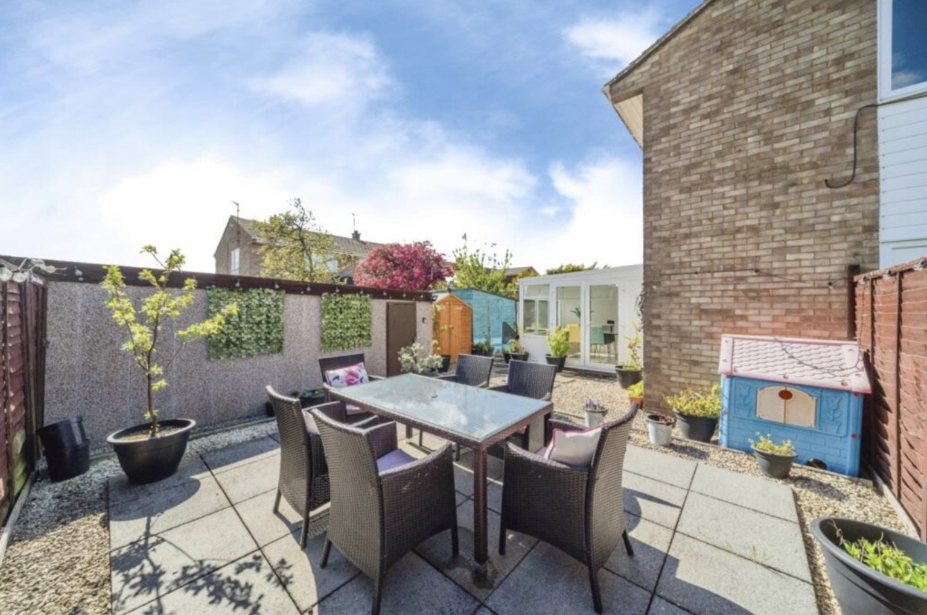 Detached House in Milton Keynes