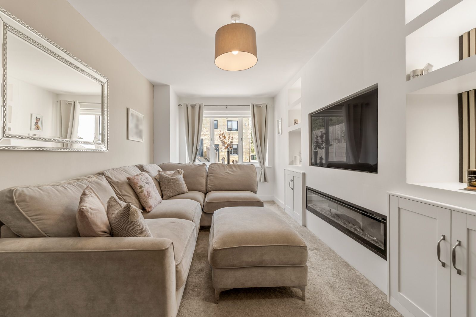 Semi Detached House in Huddersfield