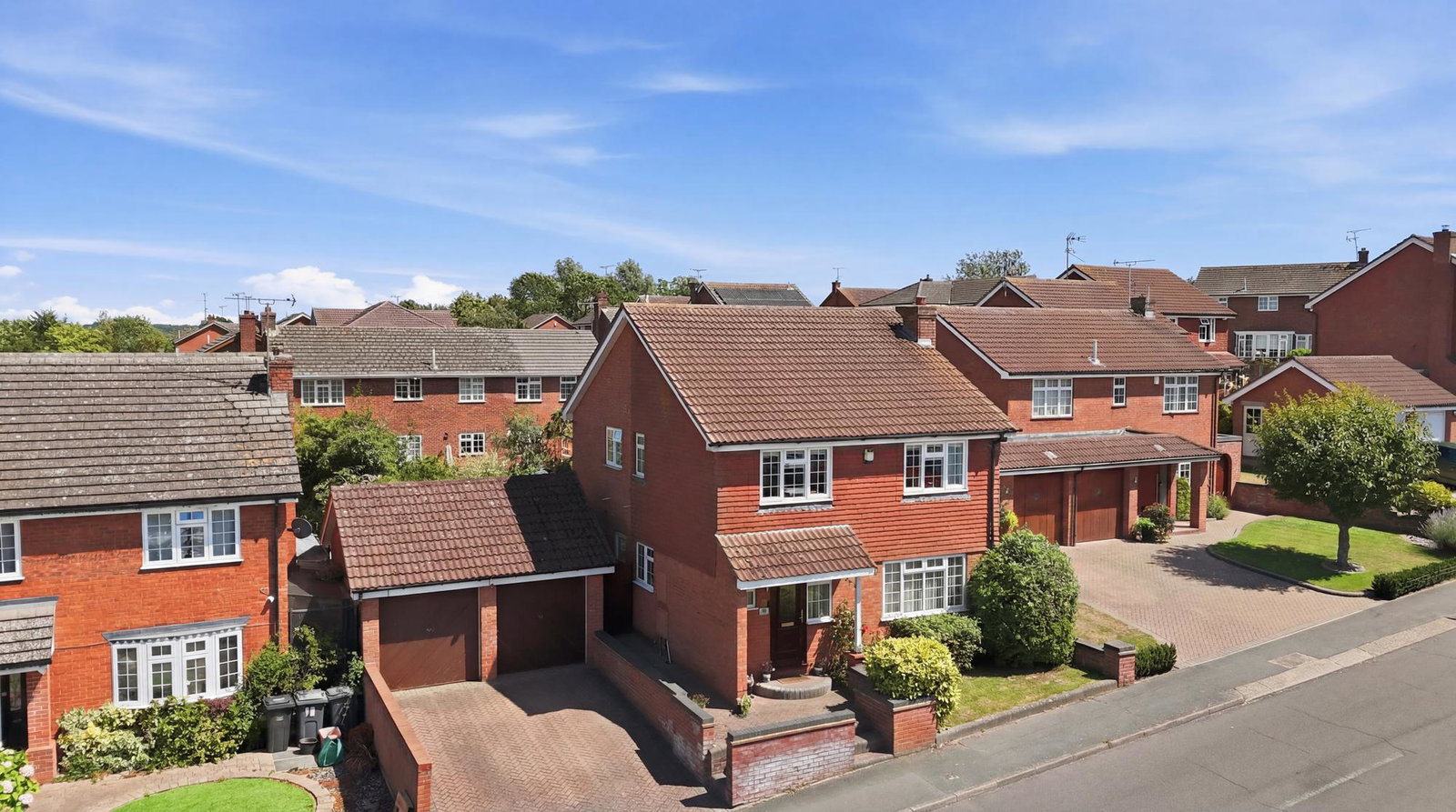 Detached House in Basildon