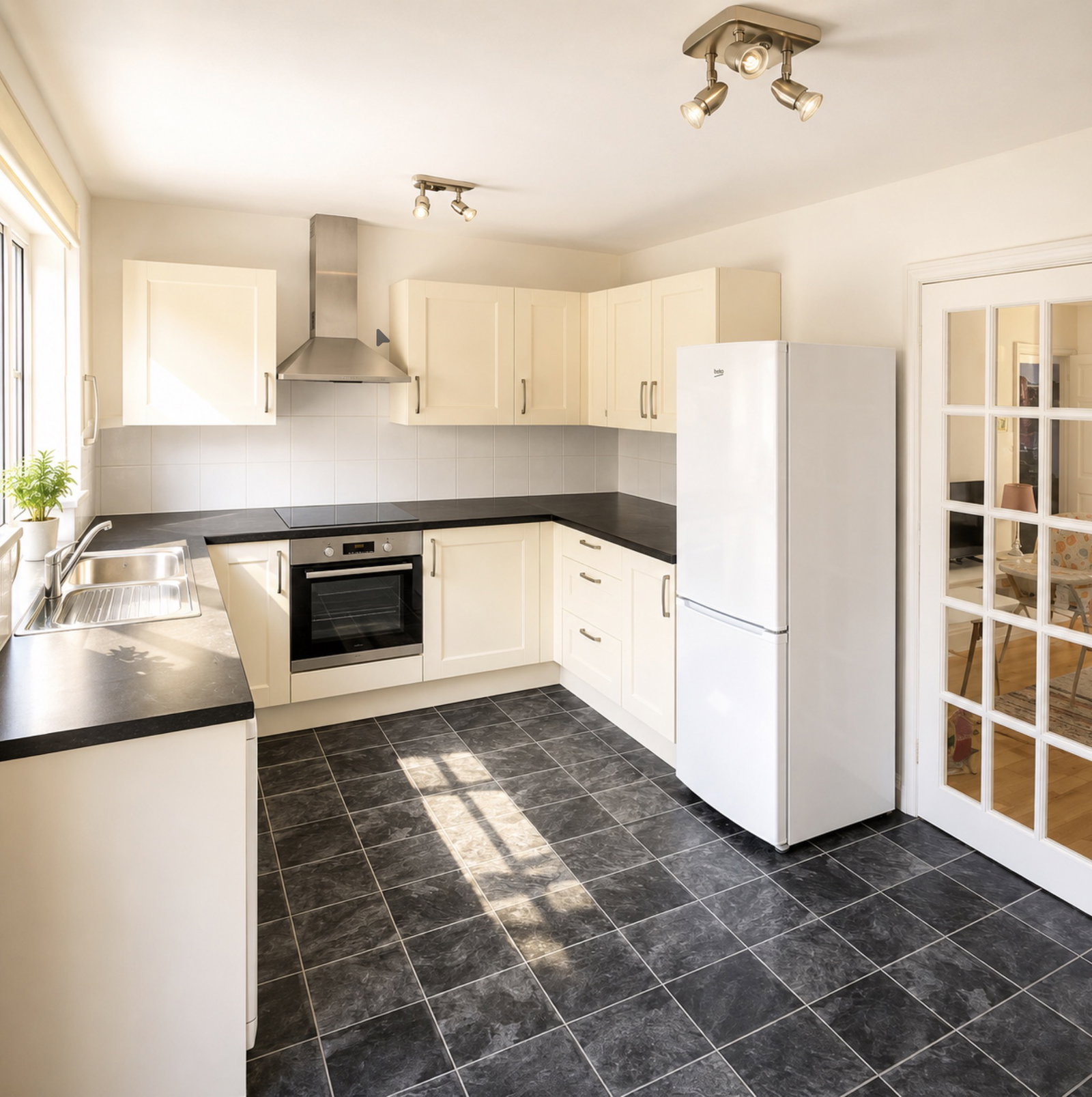Semi Detached House in Milton Keynes