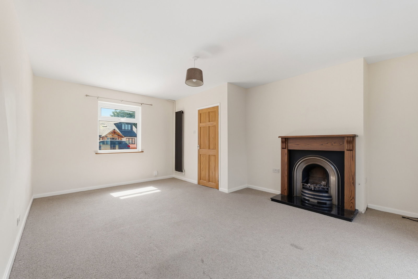 Semi Detached House in Newark