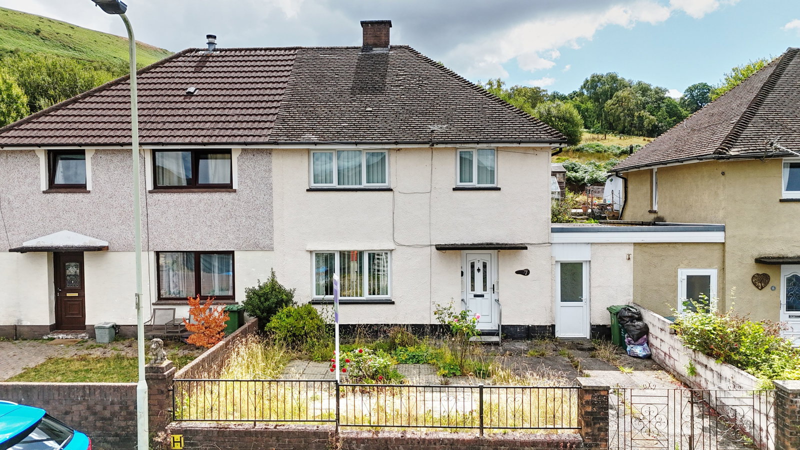 Semi Detached House in Pontypridd