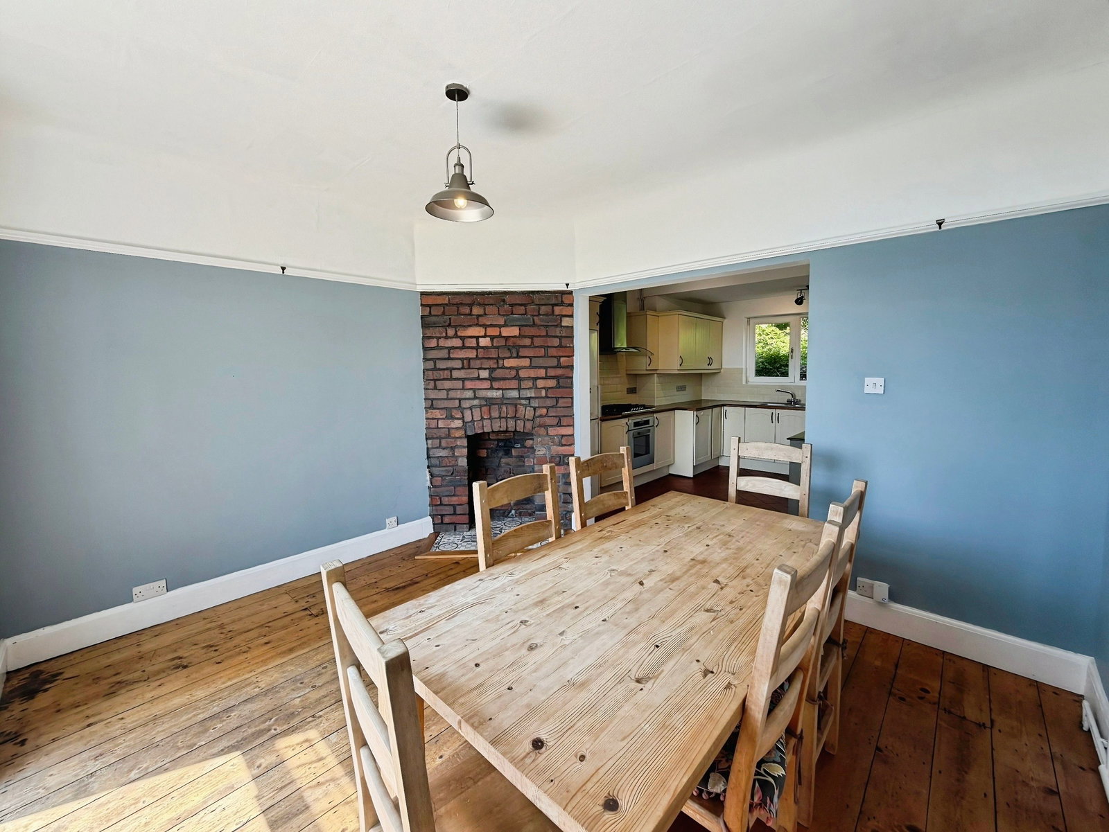 Semi Detached House in Swansea
