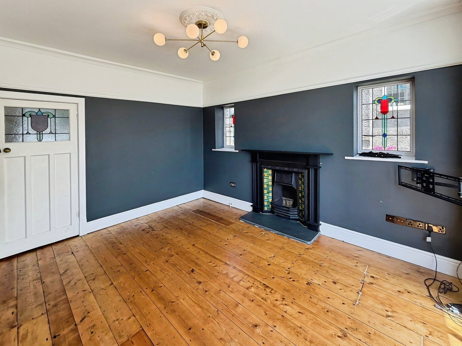 Semi Detached House in Swansea