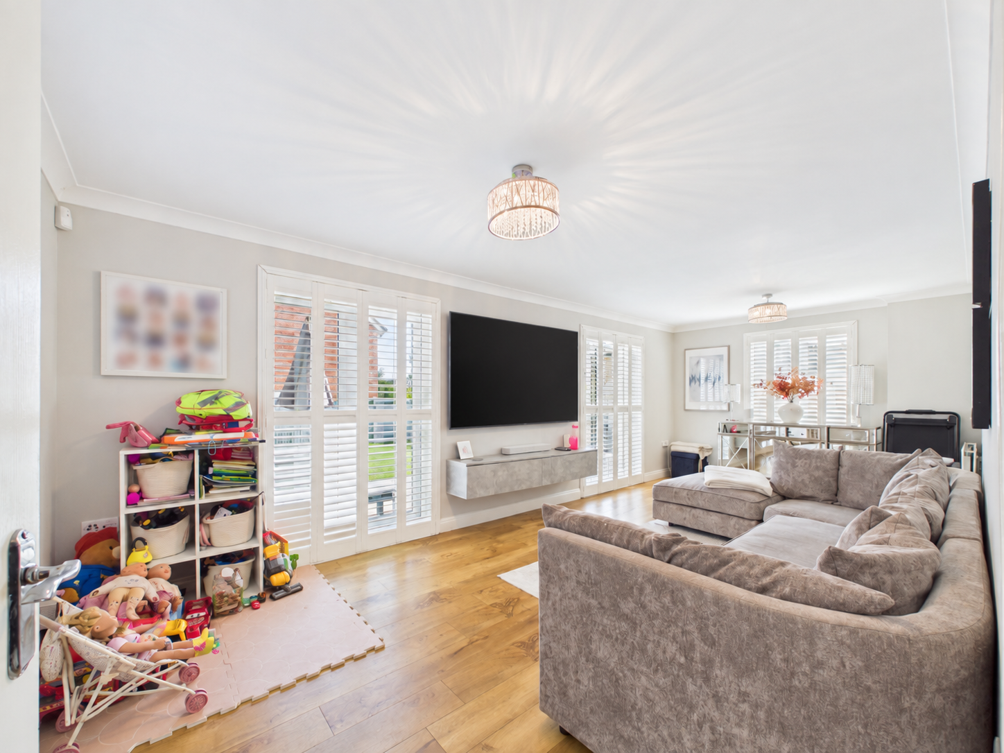 Detached House for sale in Dunmow, Bennet Canfield, Little Canfield, Dunmow, CM6 1YE