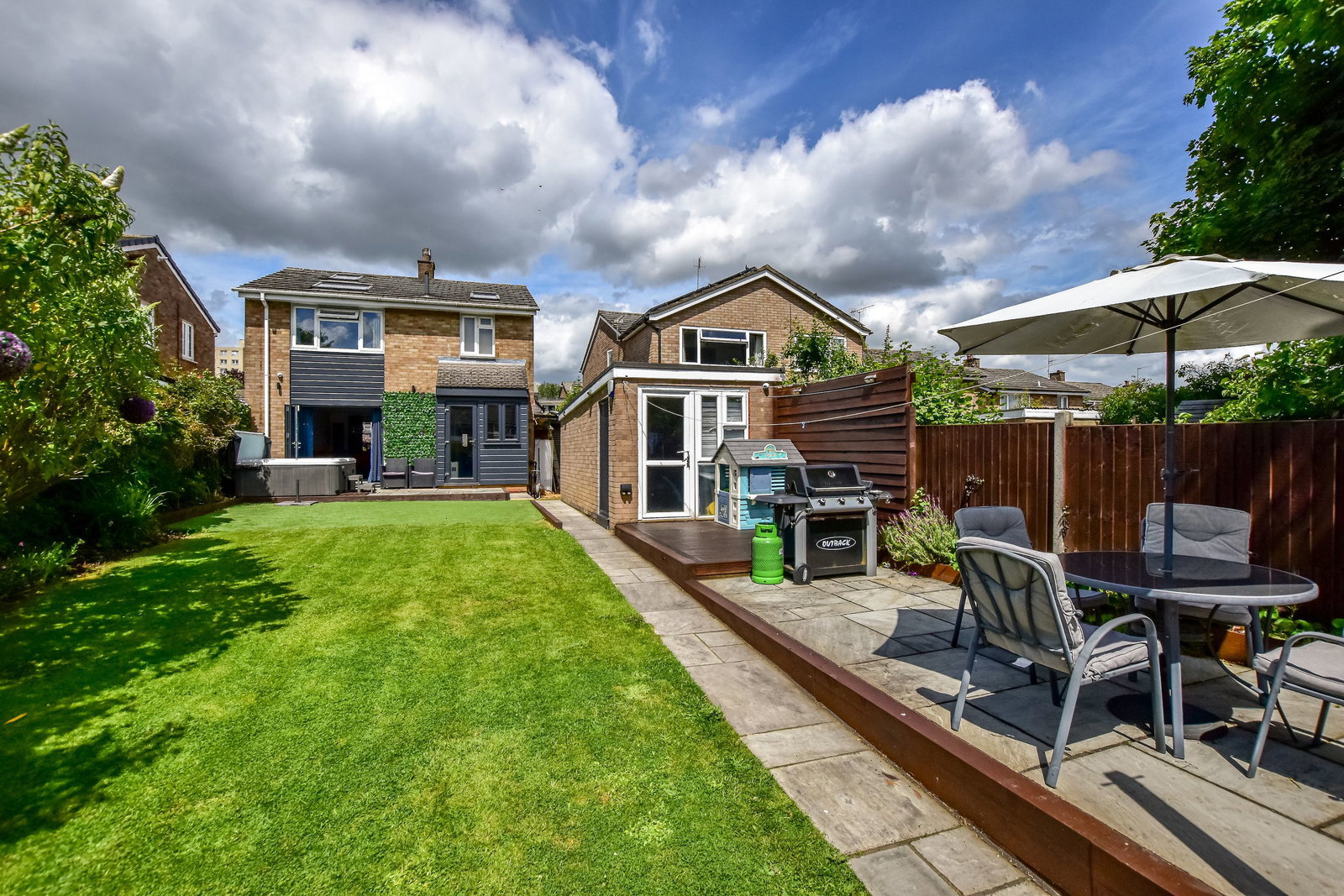 Detached House in Hemel Hempstead