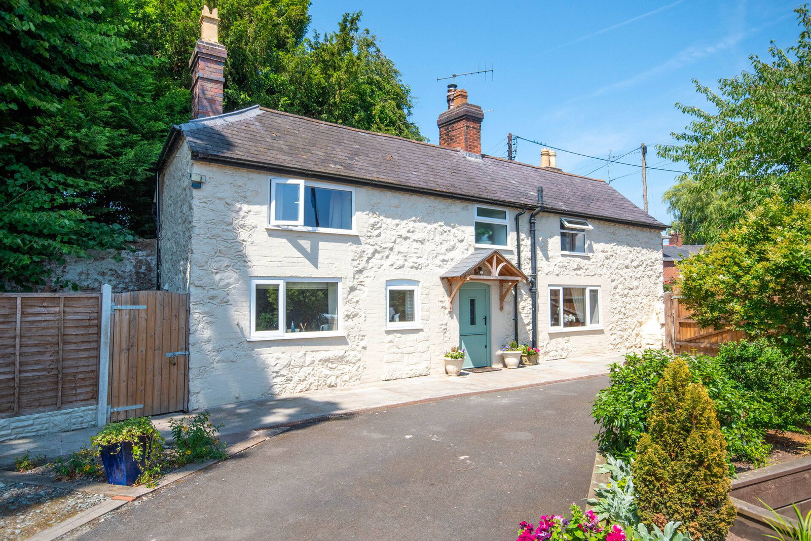 Detached House for sale in Oswestry, Maesbury Marsh, Oswestry, SY10 8JB, 1227 m²