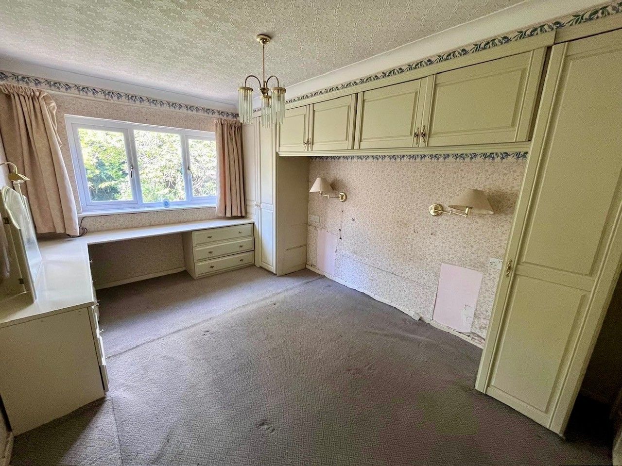 Terraced House in Bushey