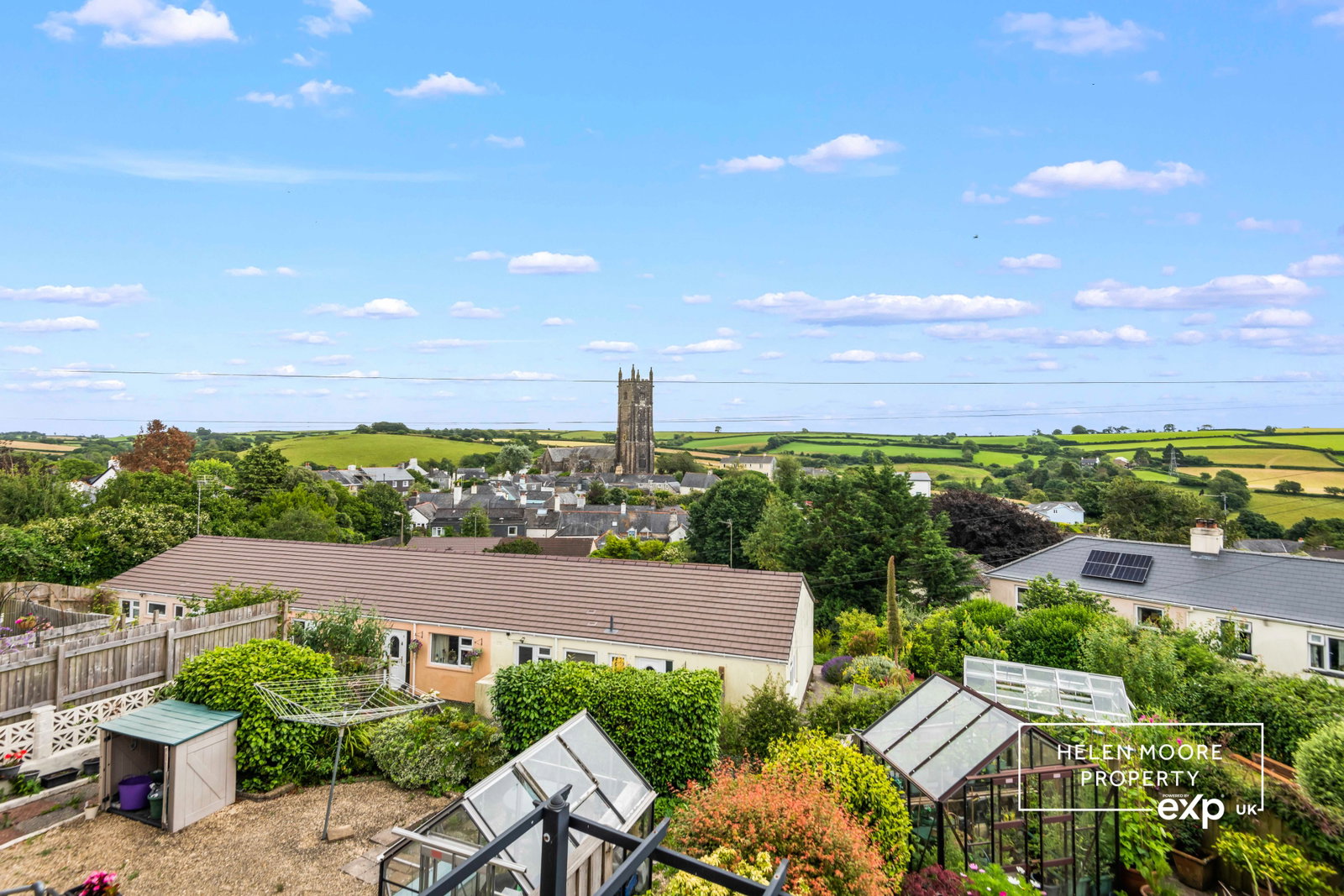 Semi Detached House for sale in Ivybridge, Seldons Close, Ugborough, Devon