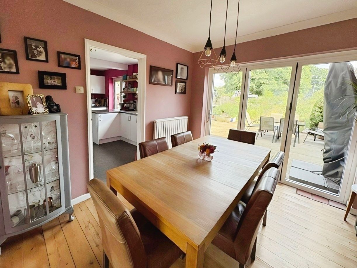 Semi Detached House in Leicester