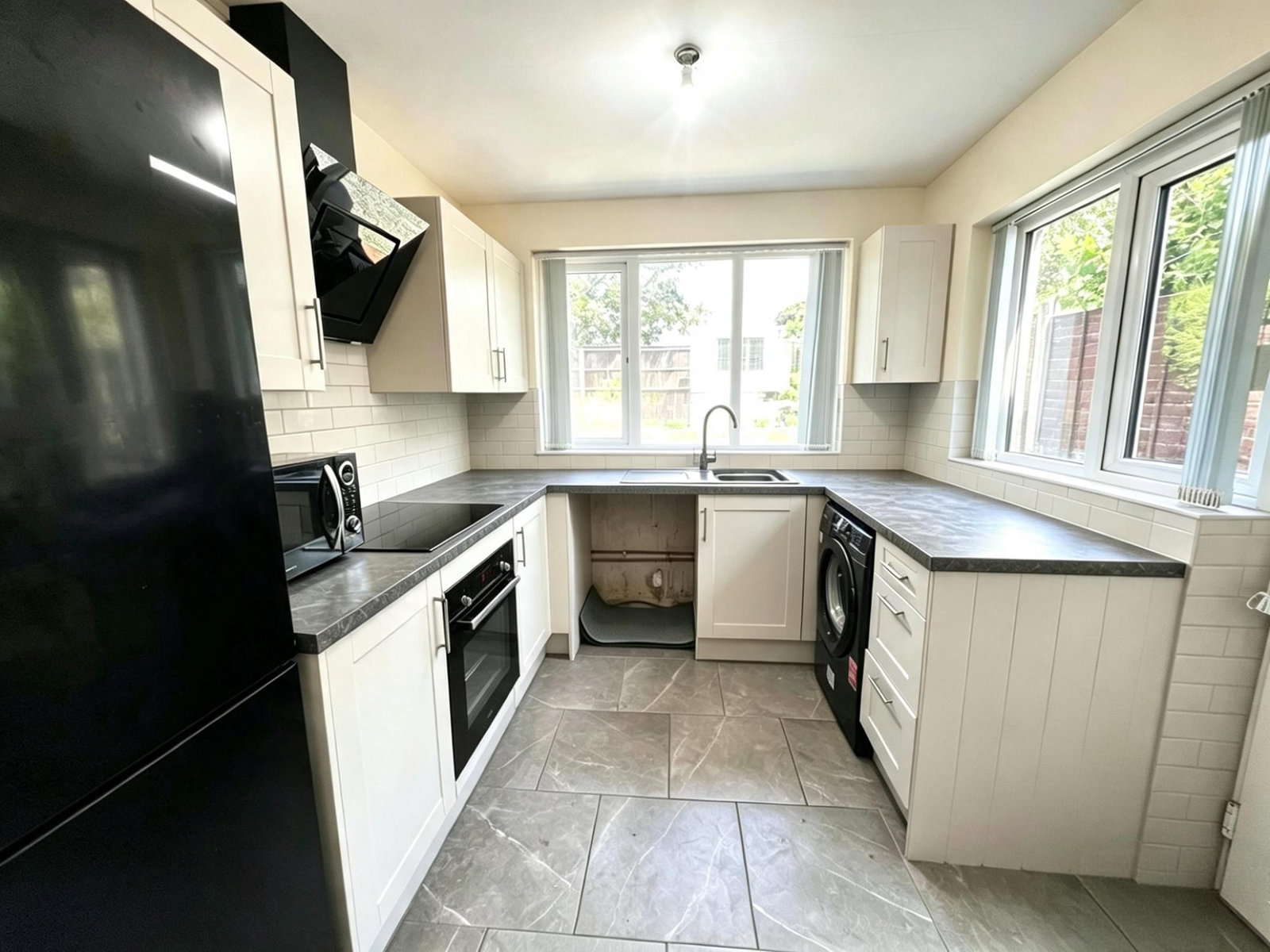 Semi Detached House in Tipton