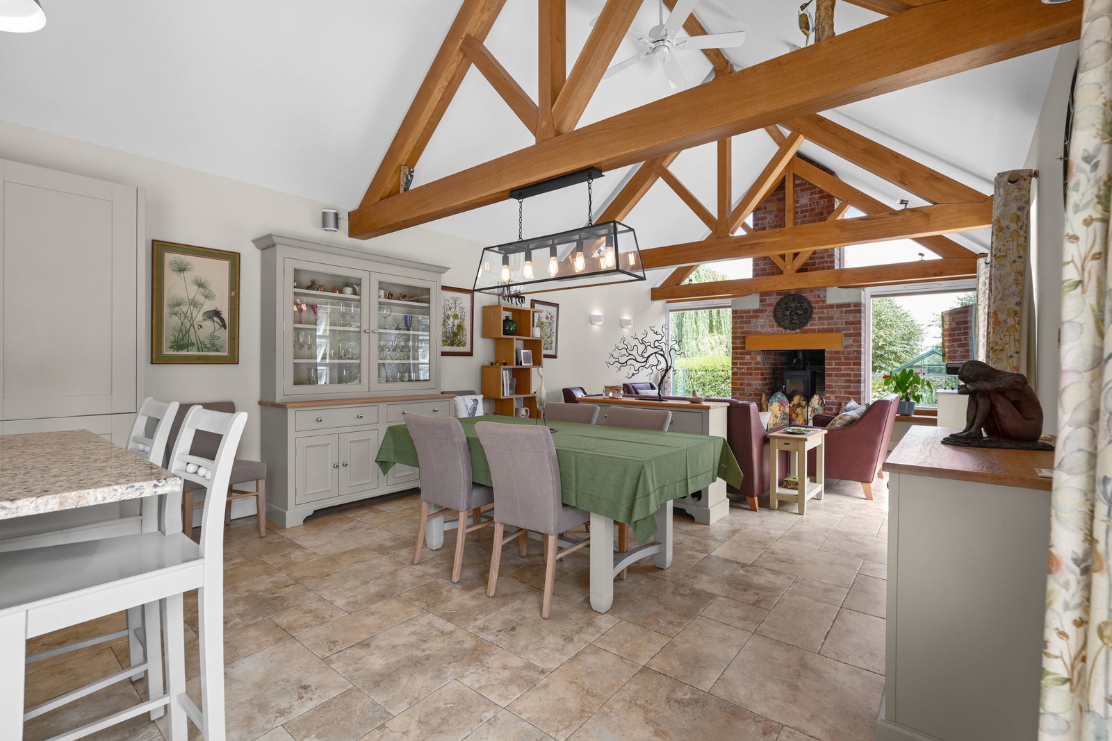 Detached House in Milton Keynes