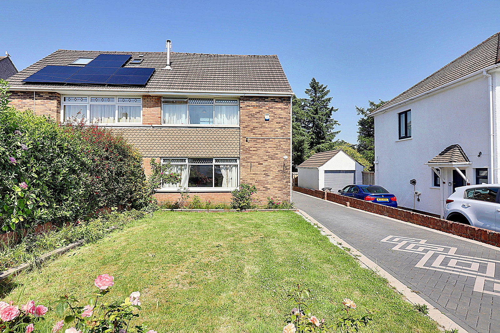 Semi Detached House in Cardiff