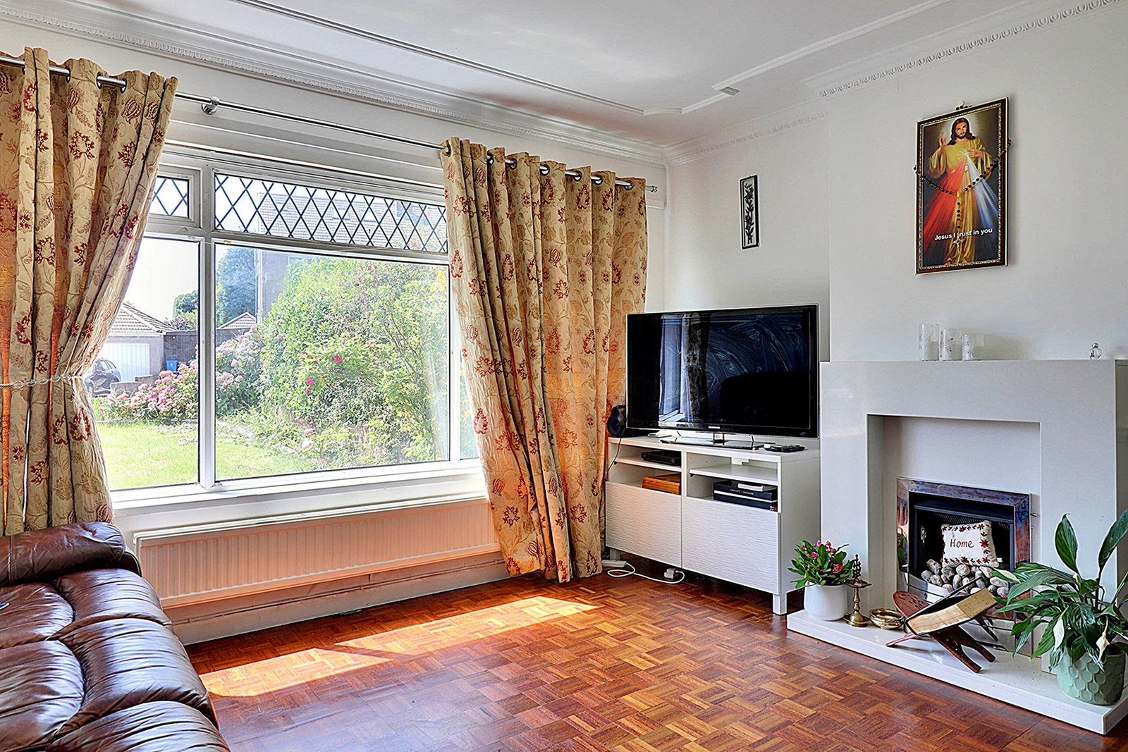 Semi Detached House in Cardiff