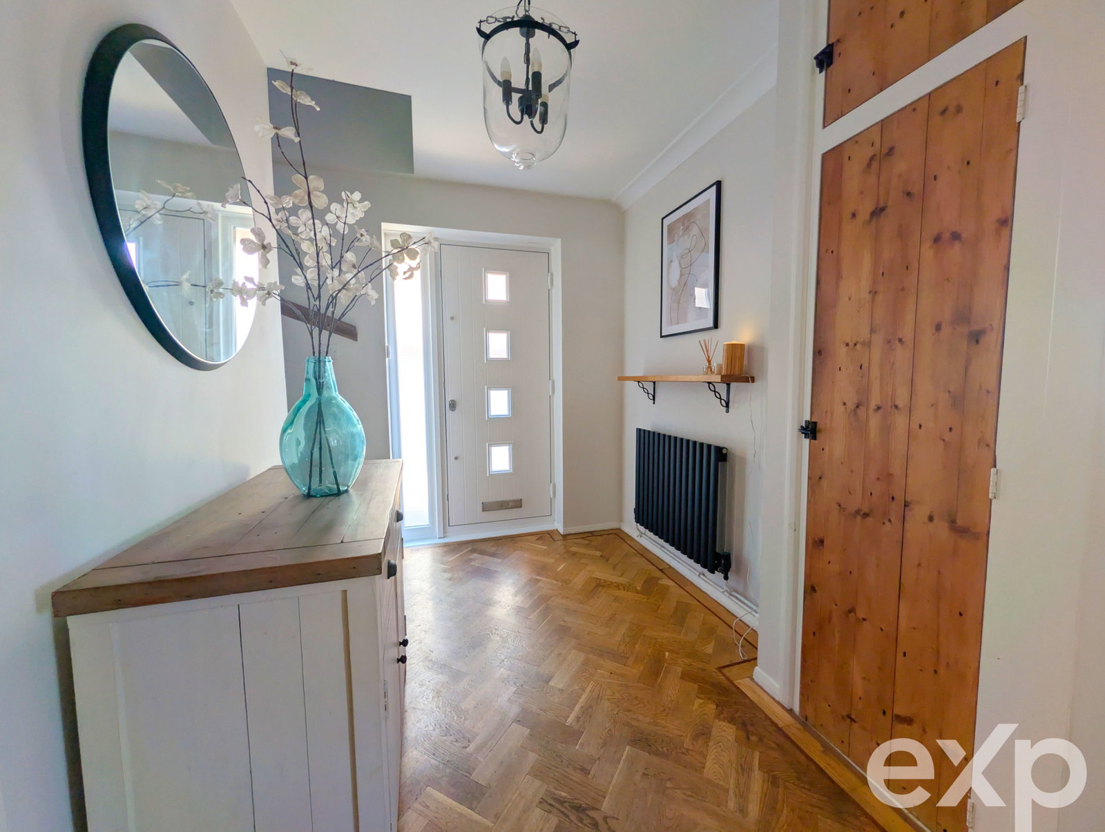 Semi Detached House in Gravesend