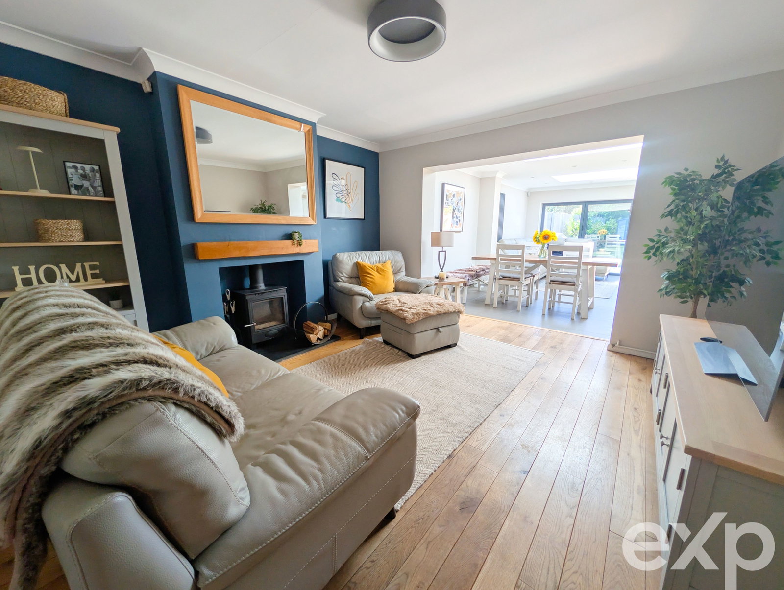 Semi Detached House in Gravesend