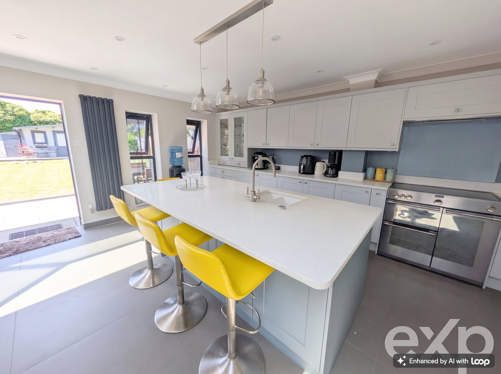 Semi Detached House in Gravesend