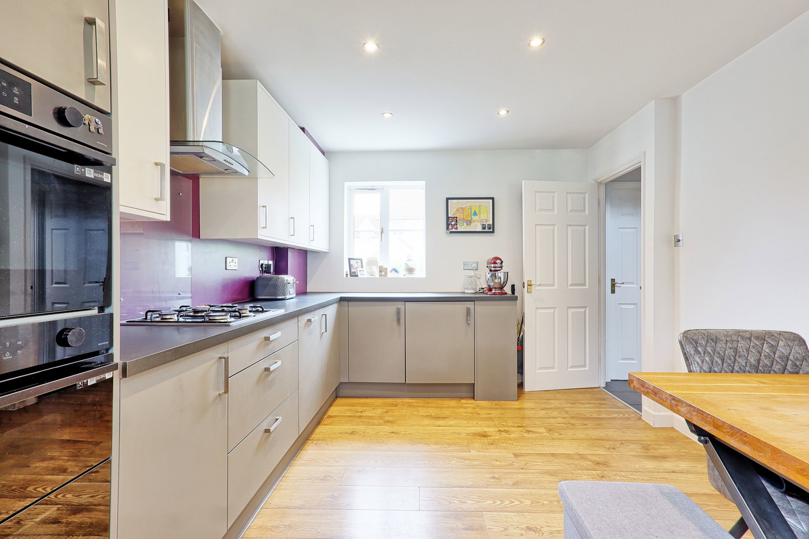 Semi Detached House in Basildon