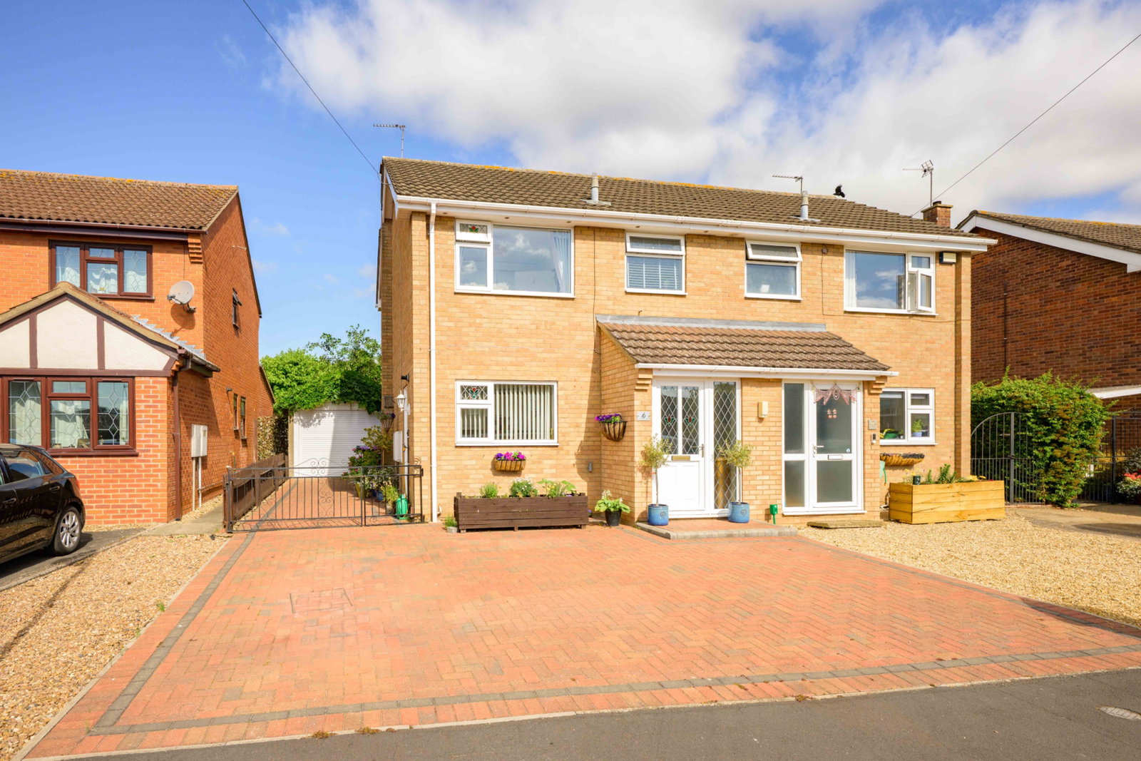 Semi Detached House in Grantham