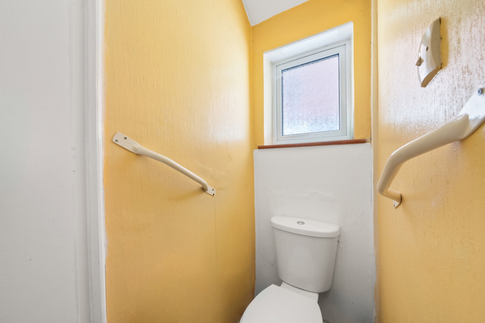 Semi Detached House in Hounslow