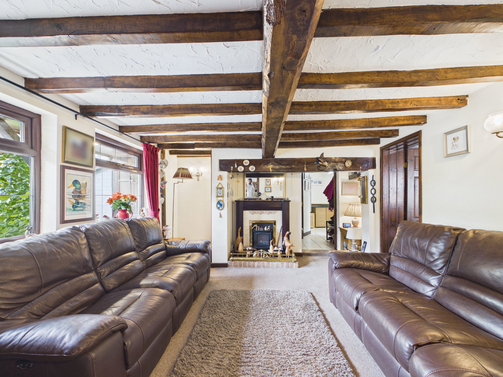 Detached House in Newport 2