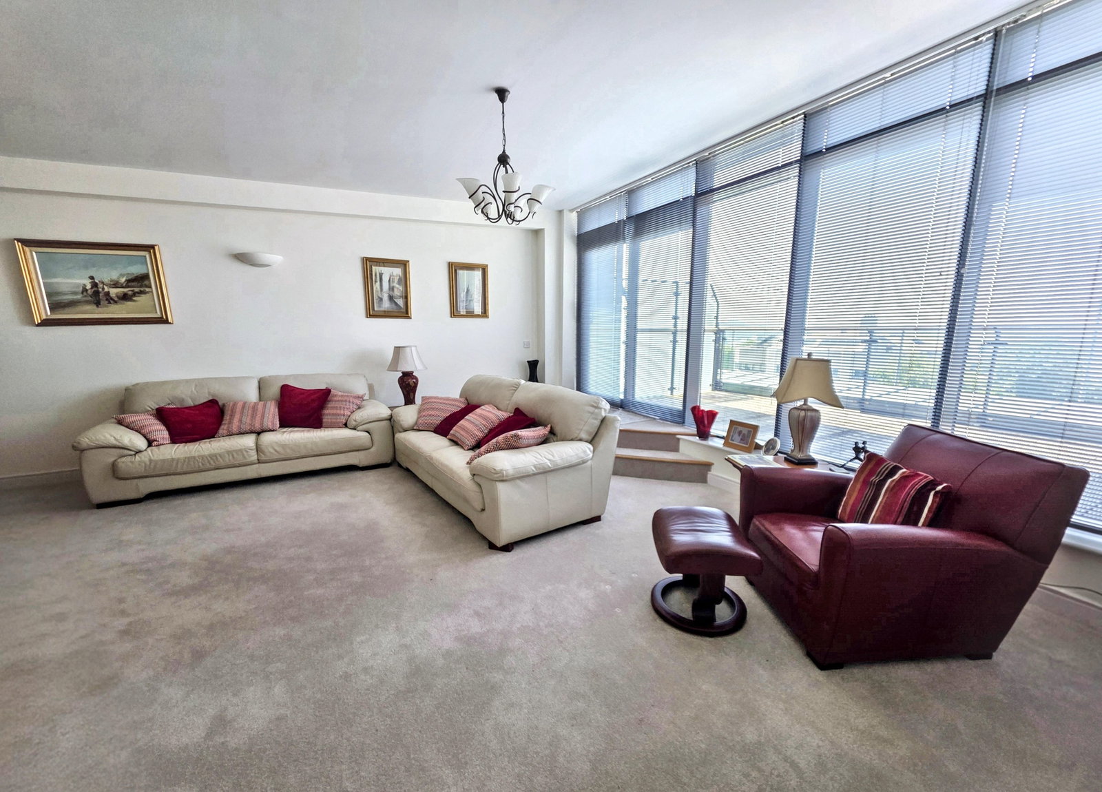 Apartment in Plymouth