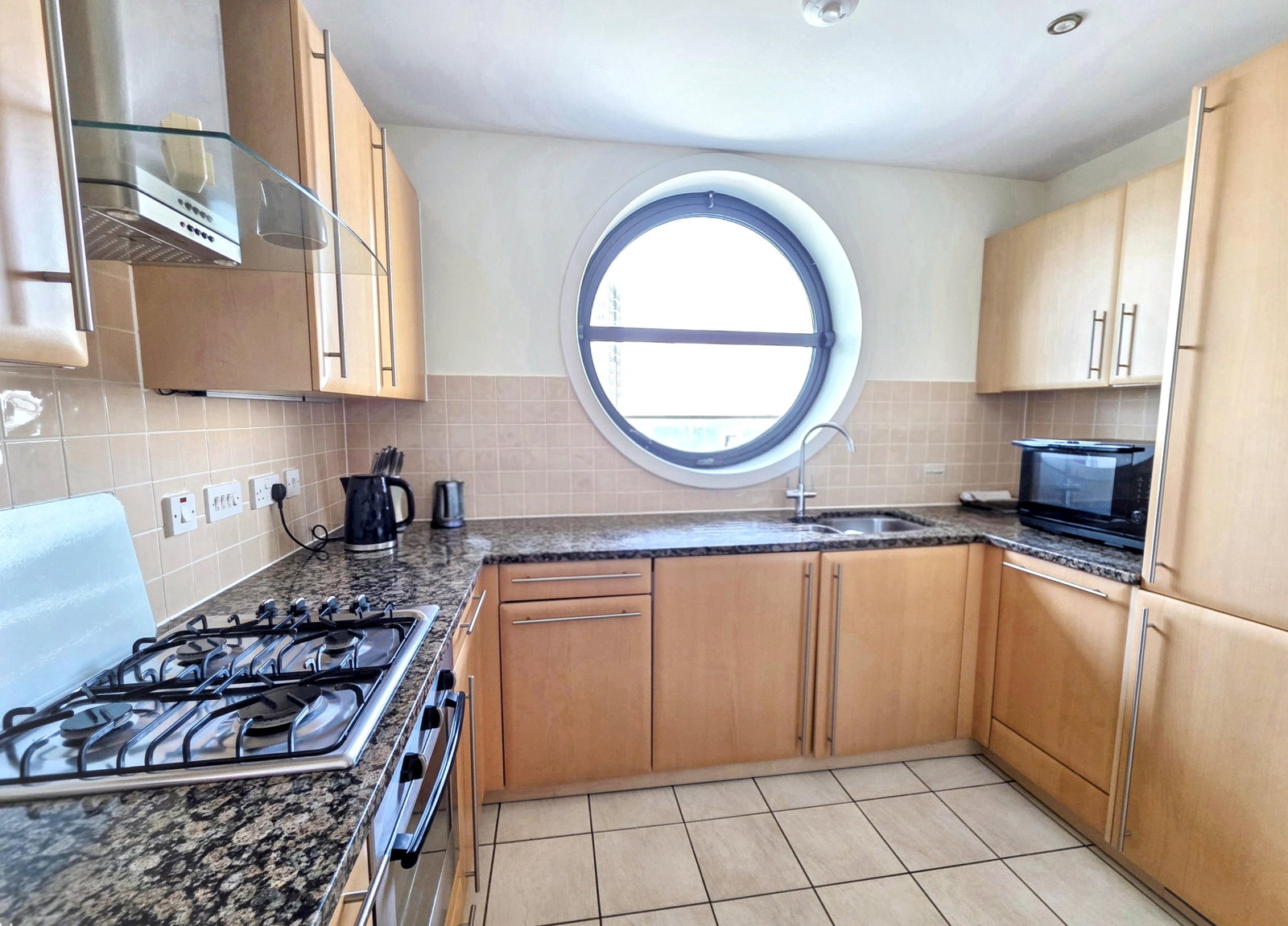 Apartment in Plymouth