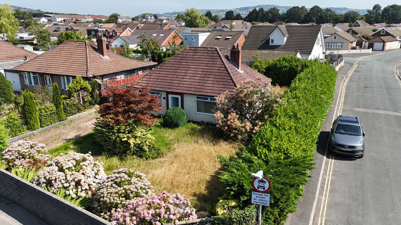 Bungalow in Caerphilly