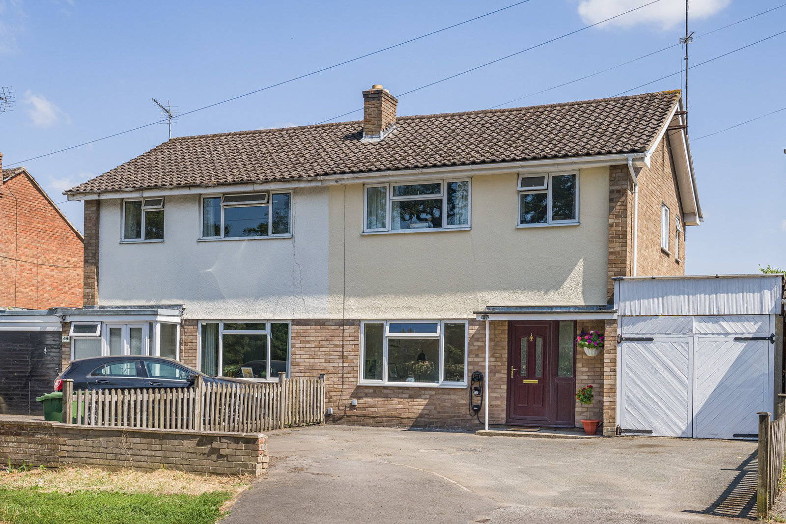 Semi Detached House in Cheltenham