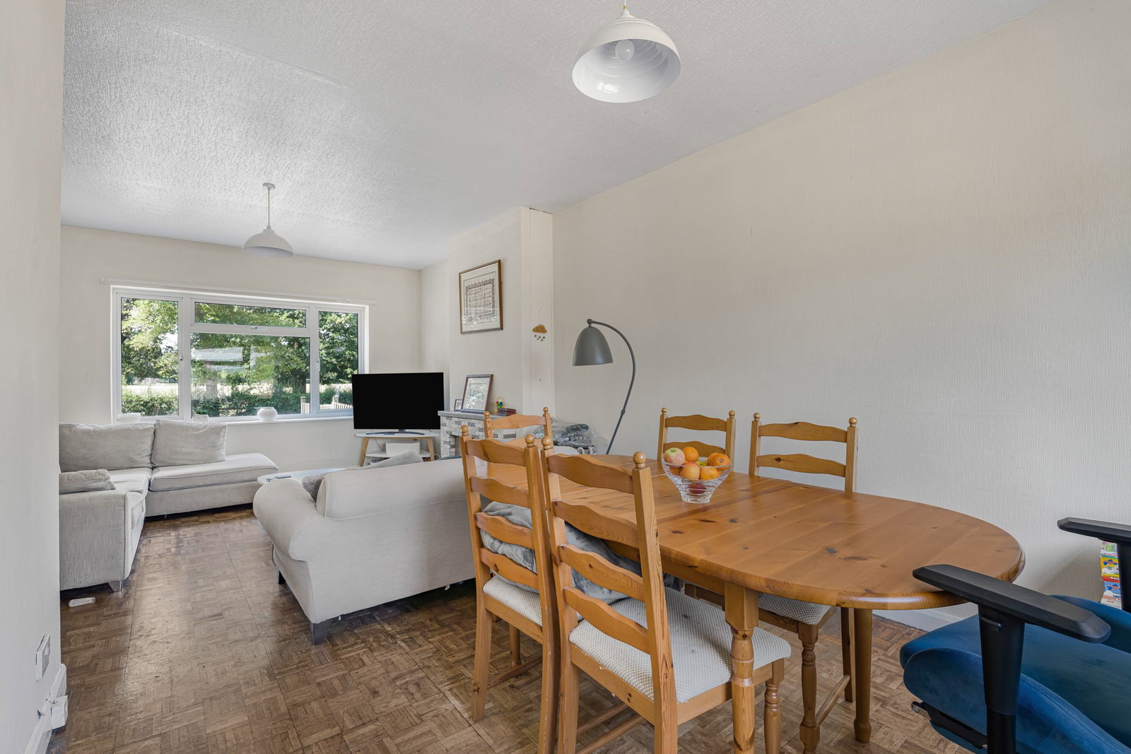 Semi Detached House in Cheltenham