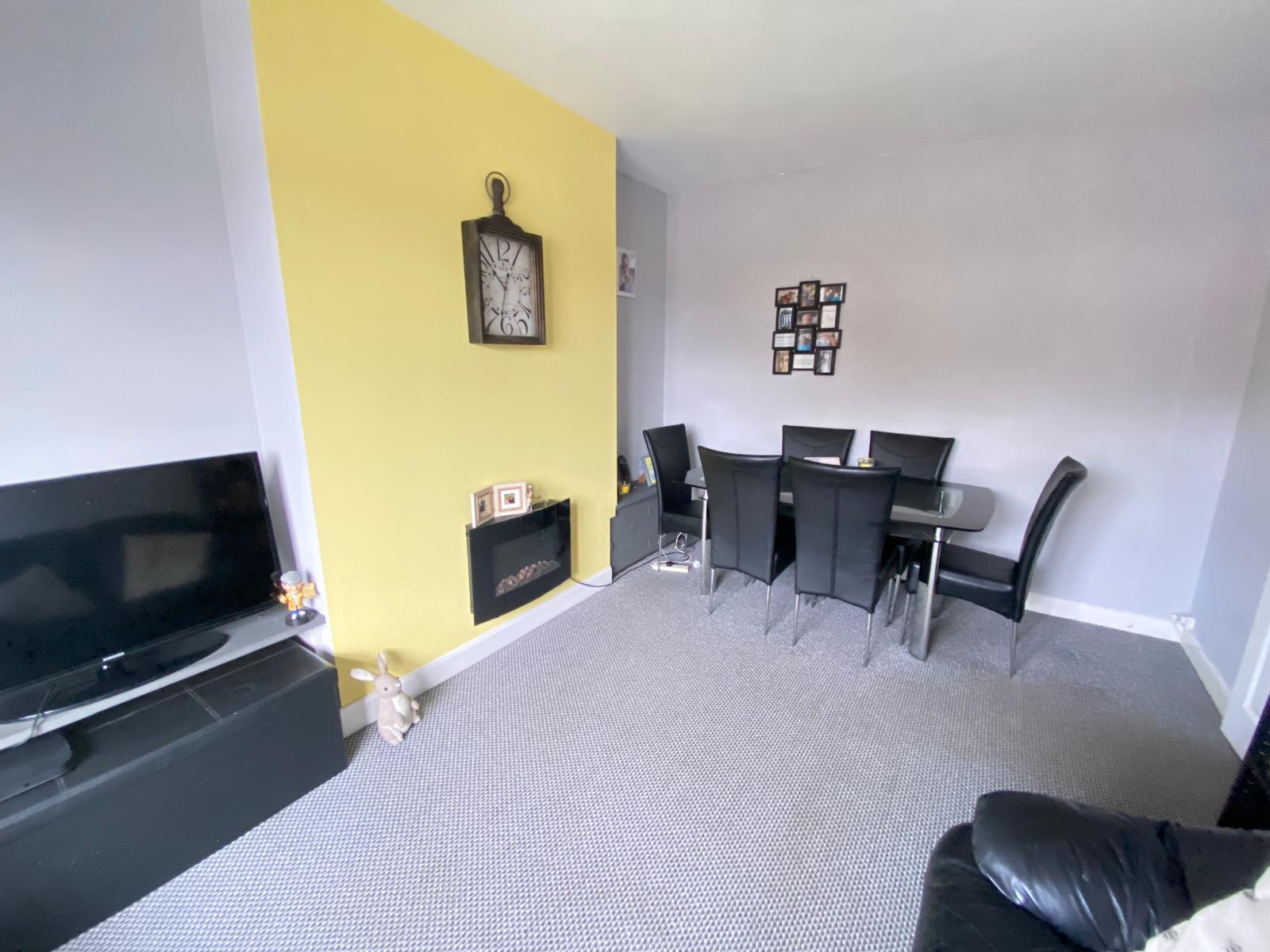 Semi Detached House for sale in Leicester, Roydene Crescent, Leicester, LE4 0GN