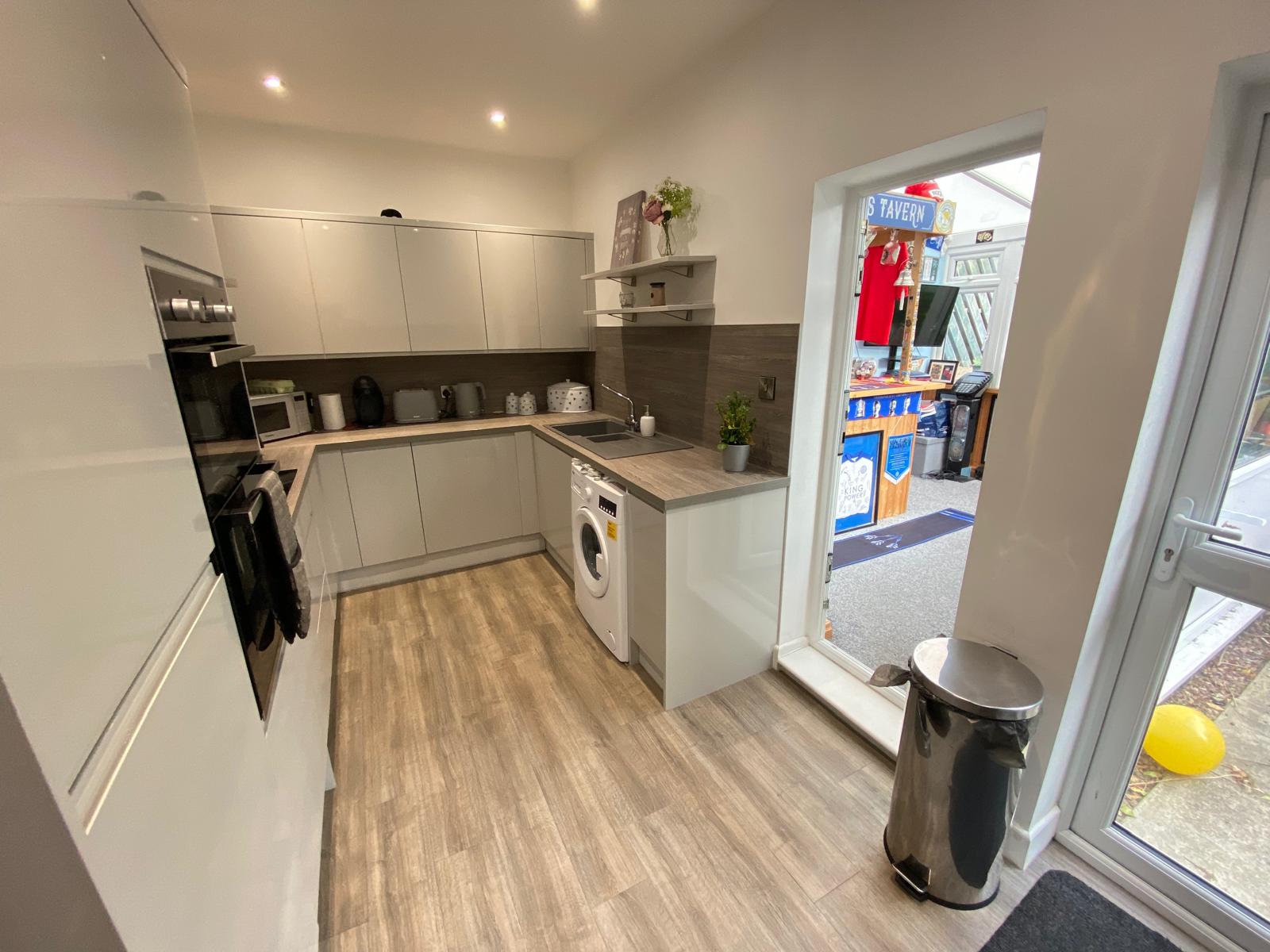 Semi Detached House for sale in Leicester, Roydene Crescent, Leicester, LE4 0GN
