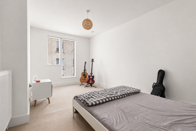 Terraced House in Swindon 4